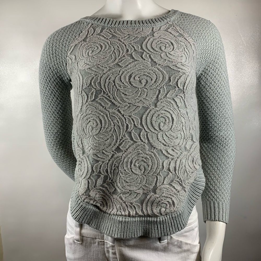 3For$20 Cloud Chaser Grey Sweater Size: XS
